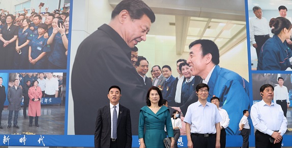 格力電器董事長、總裁董明珠女士蒞臨景津參觀考察